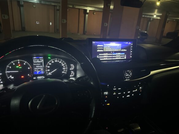 2019 Lexus LX 570 III Рестайлинг 2, чёрный, 7950000 рублей - вид 21