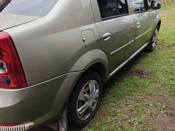 2010 Renault Logan I Рестайлинг, бежевый - вид 11