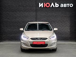 2013 Hyundai Solaris I, бежевый, 600000 рублей, вид 2