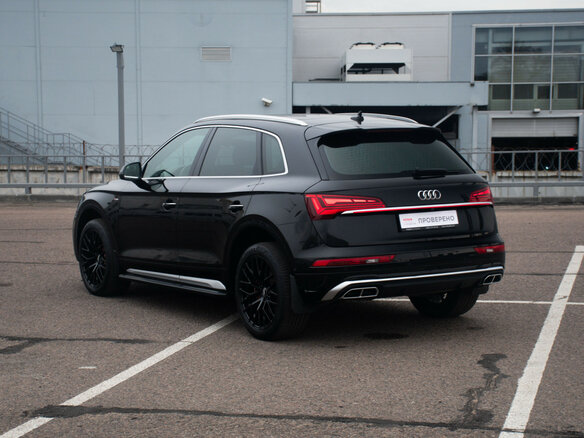 2021 Audi Q5 L 45 TFSI II (FY) Рестайлинг, чёрный, 4649000 рублей - вид 6