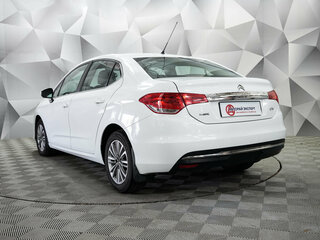 2018 Citroen C4 II Рестайлинг, белый, 1122000 рублей, вид 3