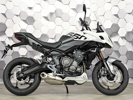2025 Triumph Tiger Sport 660, белый, 977000 рублей, вид 3