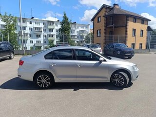 2014 Volkswagen Jetta VI, серебристый, 890000 рублей, вид 3
