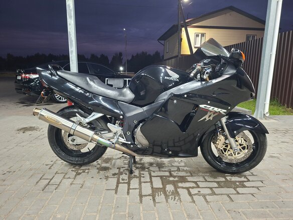 2001 Honda CBR 1100 XX, чёрный, 350000 рублей - вид 6