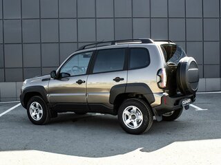 2026 Lada (ВАЗ) Niva Travel I Рестайлинг, коричневый, 1737000 рублей, вид 2