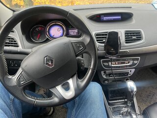 2013 Renault Megane III Рестайлинг, белый, 795000 рублей, вид 2