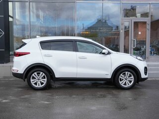 2016 Kia Sportage IV, белый, 1950000 рублей, вид 4
