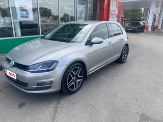 2013 Volkswagen Golf VII, серебристый, 870000 рублей, вид 1
