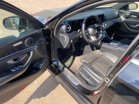 2020 Mercedes-Benz E-Класс 220 d V (W213, S213, C238), чёрный, 2320000 рублей, вид 5