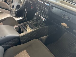 2019 Lada (ВАЗ) 2121 (4x4) Urban I Рестайлинг (2020), чёрный, 850000 рублей, вид 4