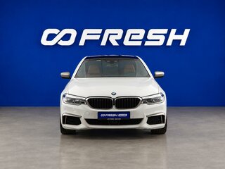 2019 BMW 5 серии M550d xDrive VII (G30/G31/G38), белый, 4699046 рублей, вид 3