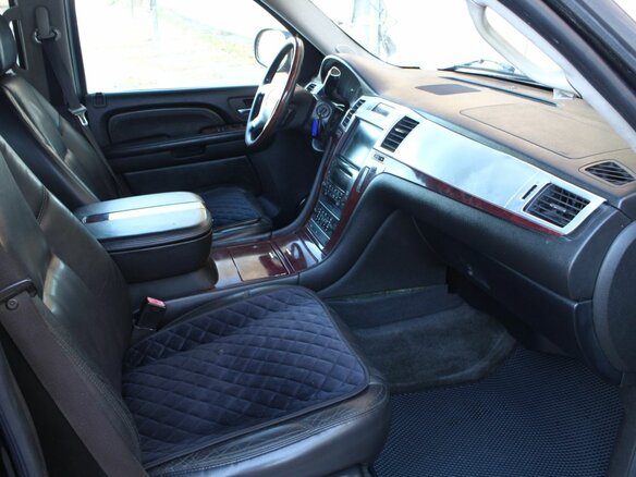 2006 Cadillac Escalade III, чёрный, 1100000 рублей - вид 11