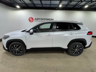 2022 Toyota Corolla Cross I, белый, 2199000 рублей, вид 2