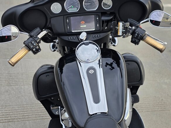 2019 Harley-Davidson Electra Glide, чёрный, 1650000 рублей - вид 15