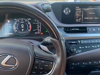 2018 Lexus ES 250 VII, чёрный, 3250000 рублей, вид 2