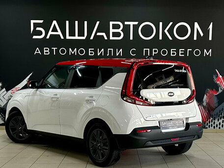 2021 Kia Soul III, белый, 1555000 рублей, вид 5
