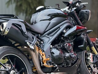 2016 Triumph Speed Triple, чёрный, 750000 рублей, вид 3