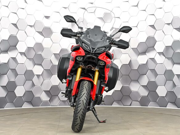 2022 Yamaha Tracer 9, красный, 1377000 рублей - вид 4