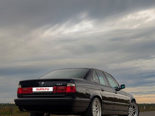 1994 BMW 5 серии 520i III (E34), синий, 920000 рублей, вид 2