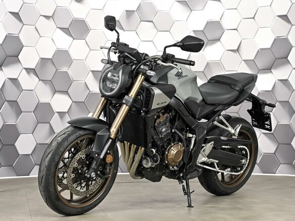 2024 Honda CB 650R, серый - вид 1