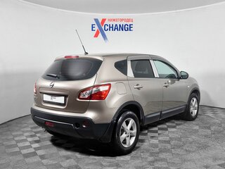 2013 Nissan Qashqai I Рестайлинг, коричневый, 770000 рублей, вид 5