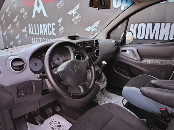 2012 Citroen Berlingo II, белый, 850000 рублей - вид 8
