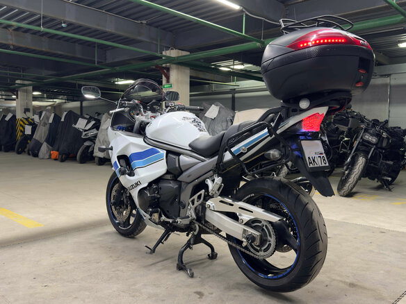 2012 Suzuki GSX 1250 FA, белый, 715000 рублей - вид 5