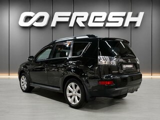 2011 Mitsubishi Outlander II Рестайлинг, чёрный, 1300000 рублей, вид 2