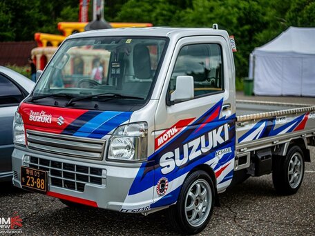 2019 Suzuki Carry, серебристый, 1600000 рублей, вид 1