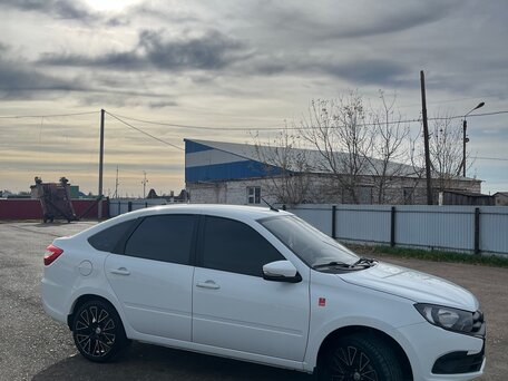 2023 Lada (ВАЗ) Granta I Рестайлинг, белый, 790000 рублей, вид 4