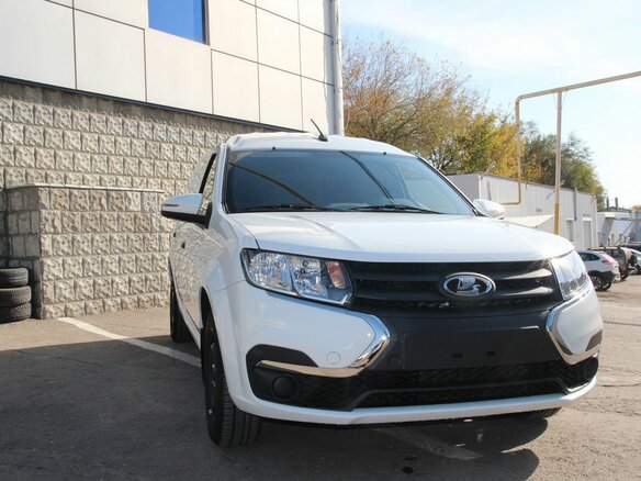 2026 Lada (ВАЗ) Largus I Рестайлинг, белый, 1597000 рублей - вид 4