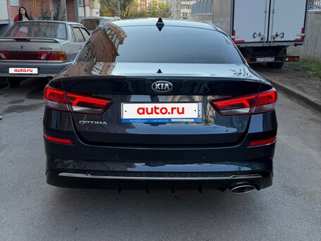 2019 Kia Optima IV Рестайлинг, синий, 2300000 рублей, вид 3
