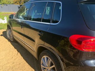 2013 Volkswagen Tiguan I Рестайлинг, чёрный, 1150000 рублей, вид 3