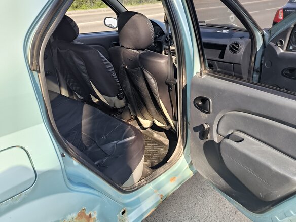 2007 Renault Logan I, зелёный, 95000 рублей - вид 12