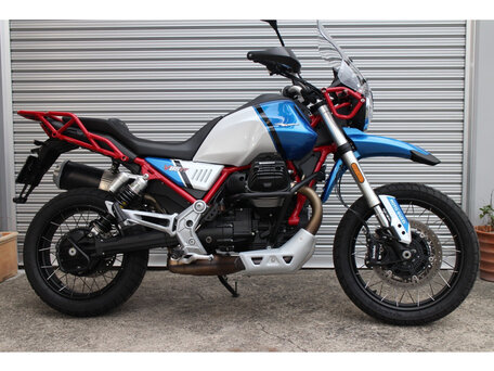 2024 Moto Guzzi V85 TT, синий, 900000 рублей, вид 1
