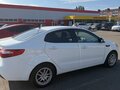 2013 Kia Rio 4-speed III, белый, 880000 рублей - вид 8