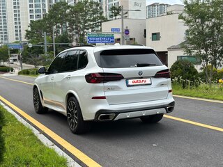2025 BMW X5 30d IV (G05/G18) Рестайлинг, белый, 12600548 рублей, вид 2