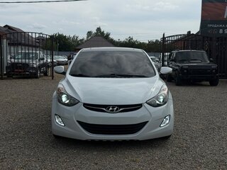 2012 Hyundai Avante V, белый, 1050000 рублей, вид 2