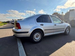2000 Volkswagen Bora I, серебристый, 340000 рублей, вид 5