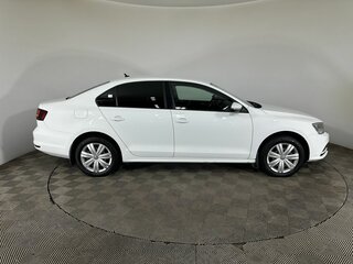 2016 Volkswagen Jetta VI Рестайлинг, белый, 990000 рублей, вид 4