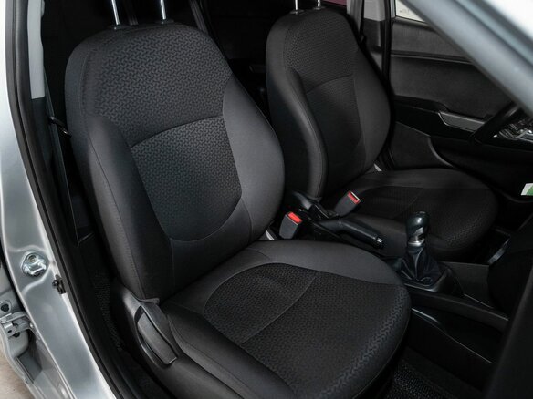 2016 Kia Rio III Рестайлинг, серебристый - вид 12