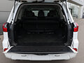2016 Lexus LX 570 III Рестайлинг 2, белый, 7400000 рублей - вид 8