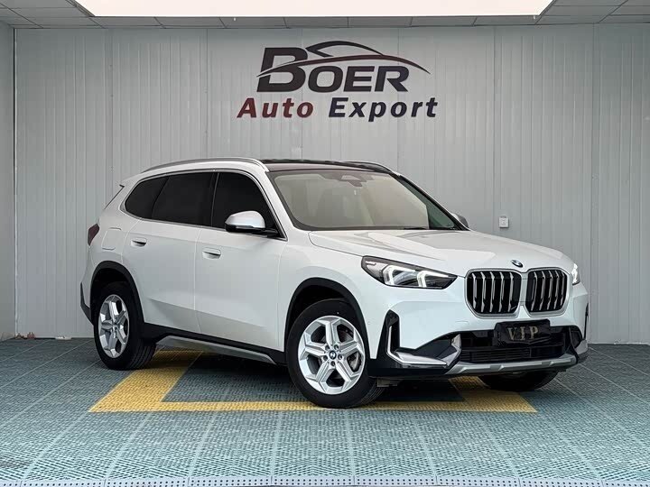 Открыть фотографии: BMW X1 II (F48) Рестайлинг