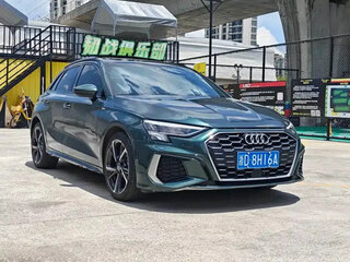 2022 Audi A3 Sportback 35 TFSI IV (8Y), зелёный, 1840290 рублей, вид 3