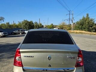 2011 Renault Logan I Рестайлинг, бежевый, 530000 рублей, вид 4