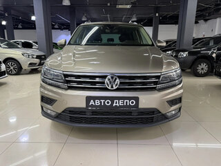 2020 Volkswagen Tiguan II, бежевый, 2723000 рублей, вид 2