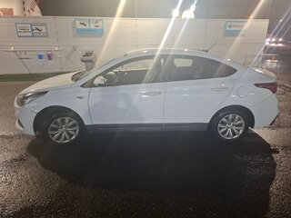 2019 Hyundai Solaris II, белый, 980000 рублей, вид 5