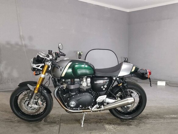 2023 Triumph Thruxton, зелёный, 1777000 рублей