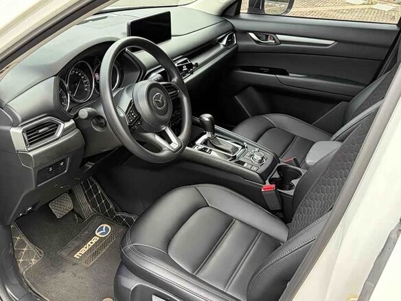 2024 Mazda CX-5 II Рестайлинг, белый, 2160000 рублей - вид 6