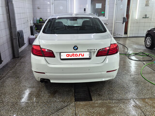 2011 BMW 5 серии 523i VI (F10/F11/F07), белый, 1900000 рублей, вид 4